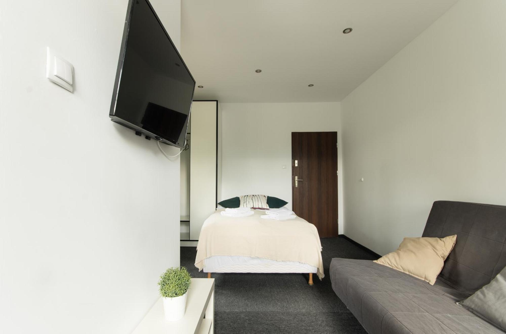 Studio Apartment