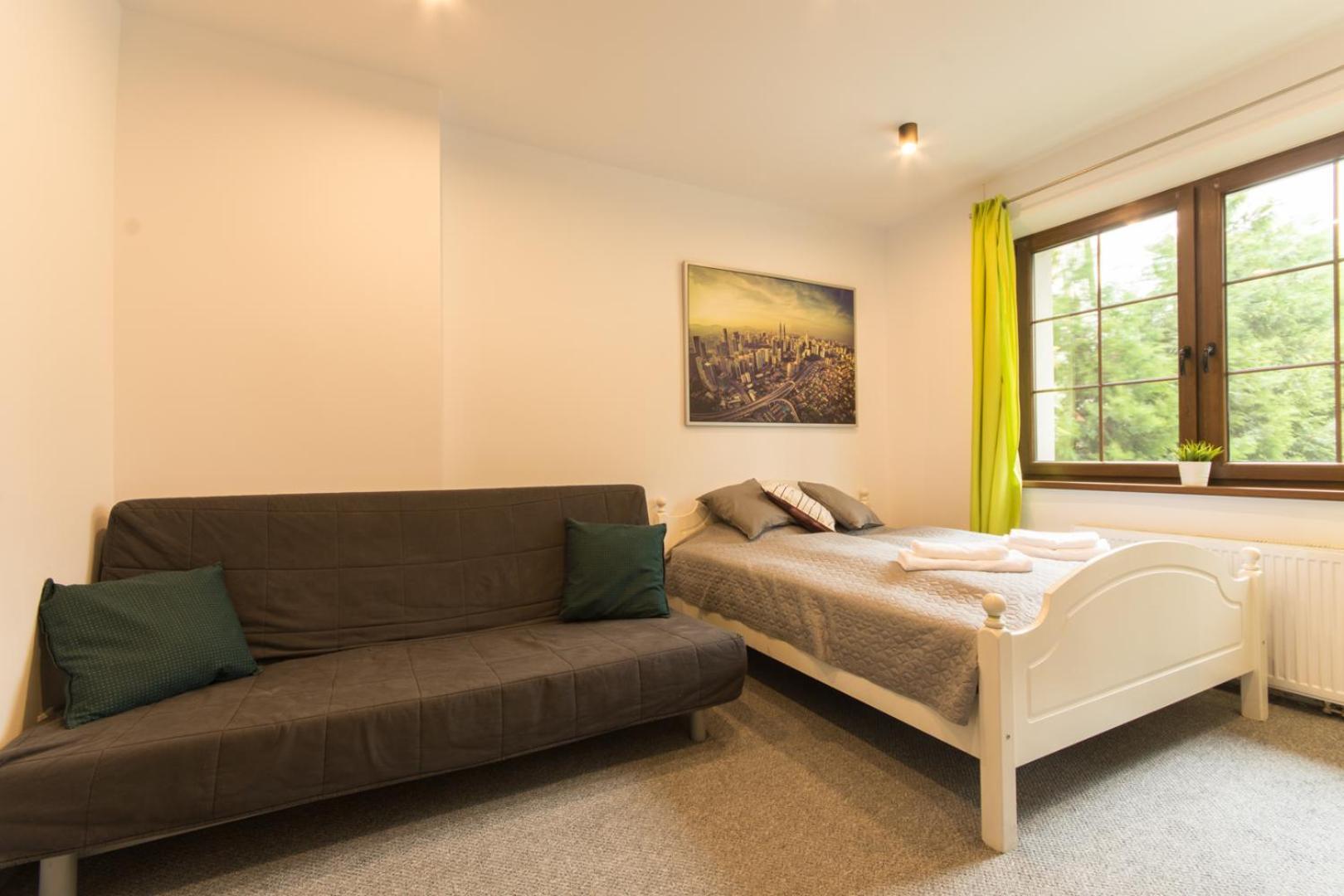 Studio Apartment